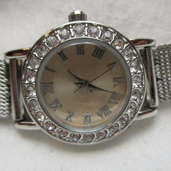 Silver w/Clear Rhinestone Lt. Pink Face Mesh Watch - Picture 2 of 7